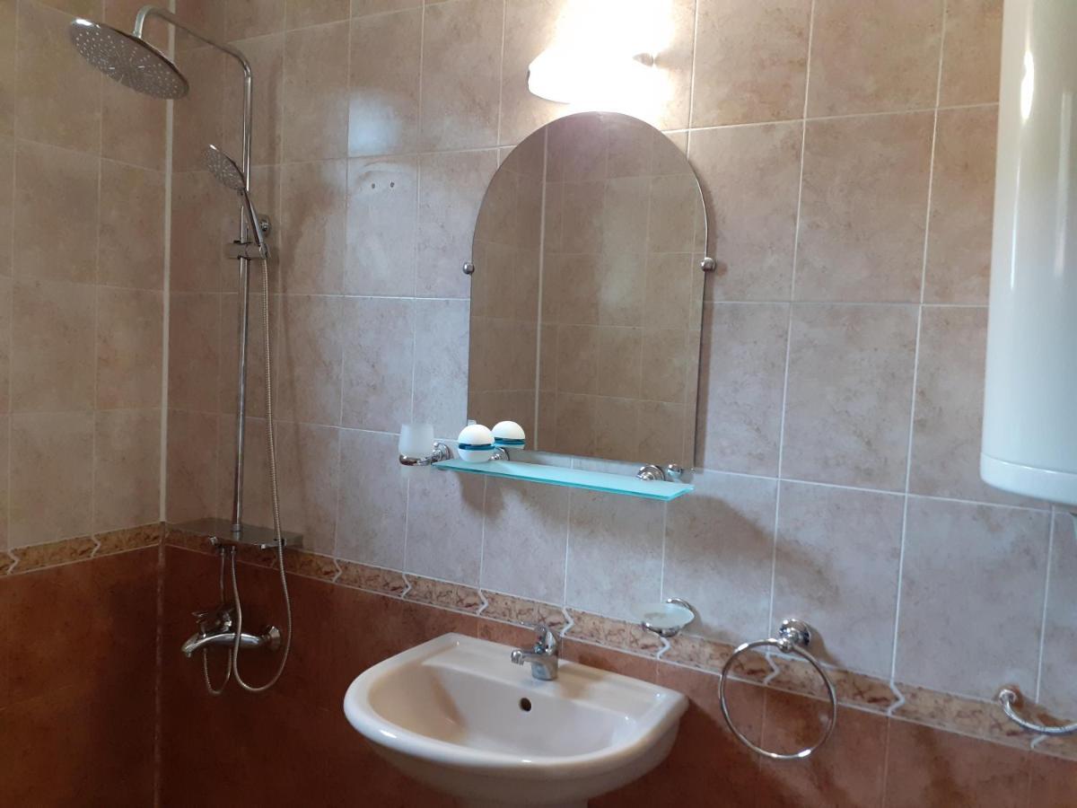 Statevi Guest Apartment فيلينغراد المظهر الخارجي الصورة