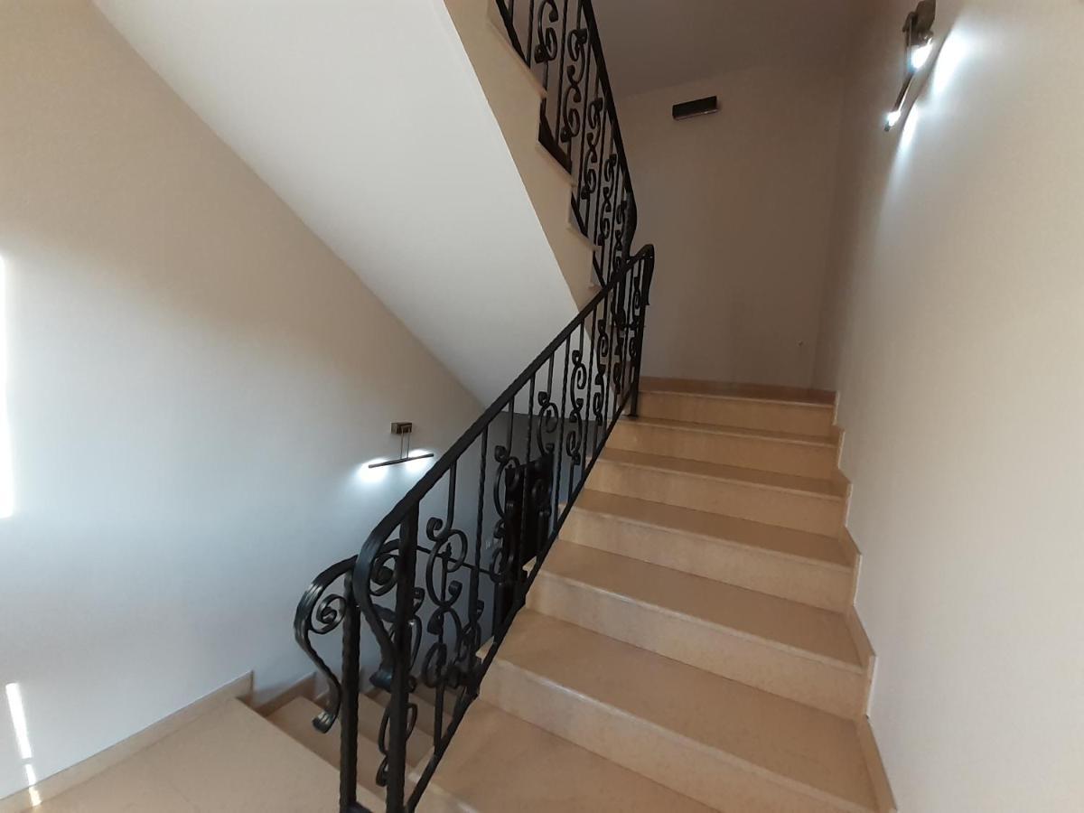 Statevi Guest Apartment فيلينغراد المظهر الخارجي الصورة