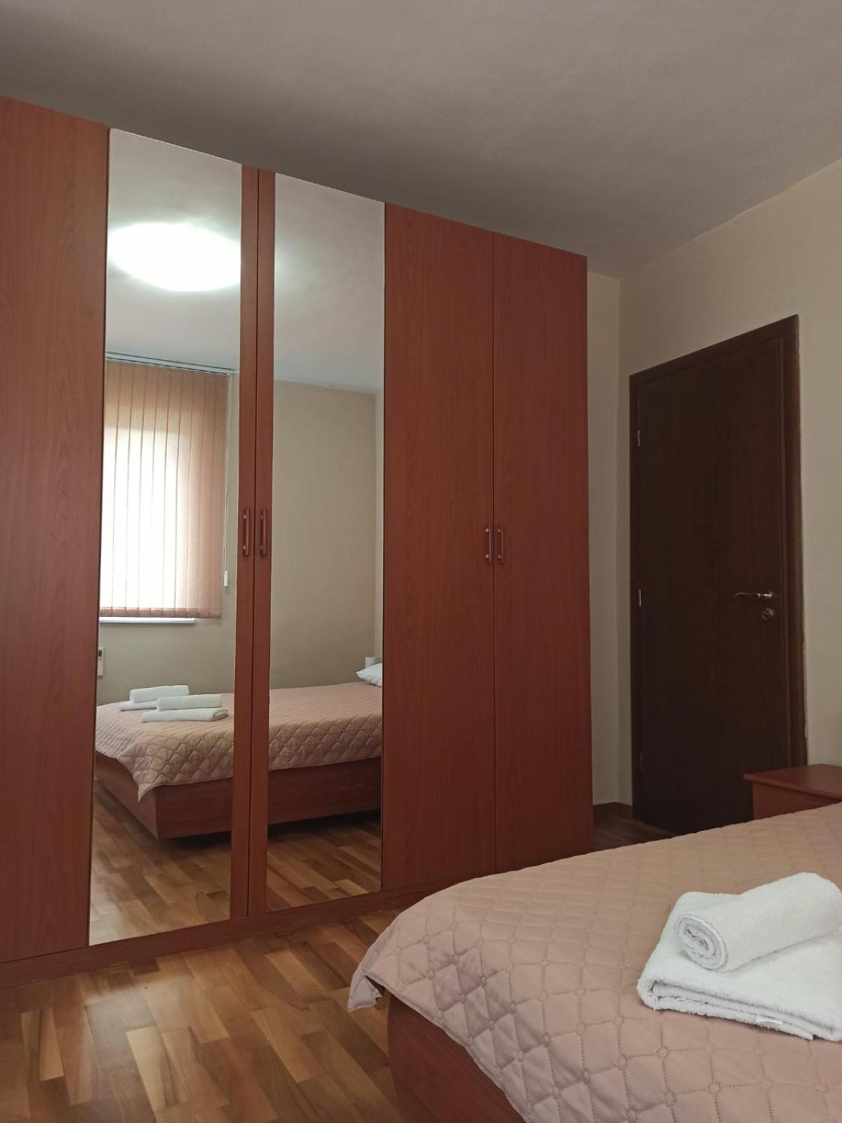 Statevi Guest Apartment فيلينغراد المظهر الخارجي الصورة